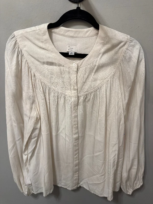 Long sleeve pullover Top Long Sleeve By A New Day In Cream, Size: M