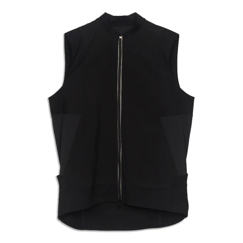 Smart-casual Cold Terrain Fleece Vest - Resale