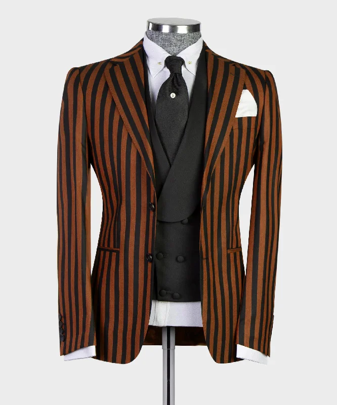 Wide-lapel Striped Suit