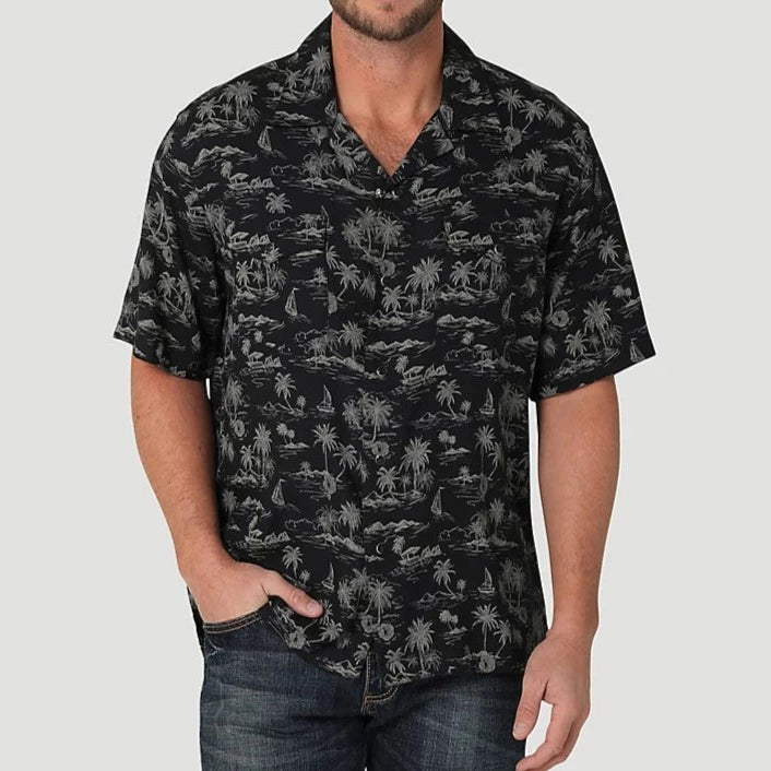 Relaxed shirt Wrangler Men's Coconut Cowboy Snap Front Camp Shirt- Tropical Black